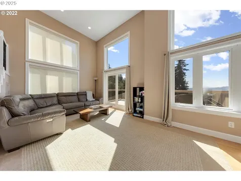 13307 SE Woodland Circle Happy Valley OR 97086