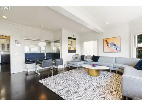806 NW Albemarle Terrace Portland OR 97210