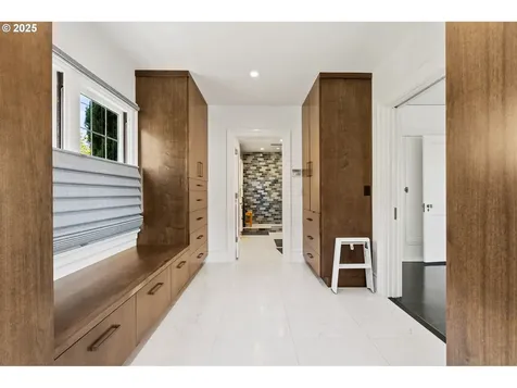 806 NW Albemarle Terrace Portland OR 97210