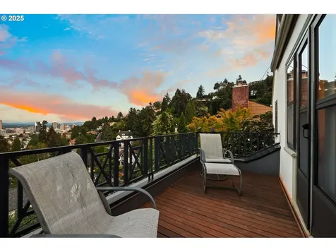 806 NW Albemarle Terrace Portland OR 97210
