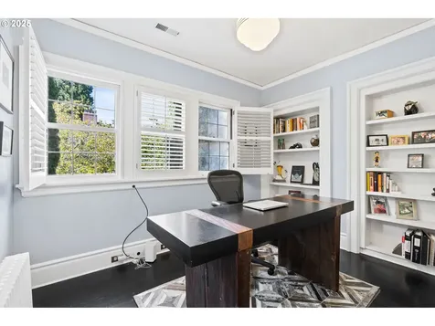 806 NW Albemarle Terrace Portland OR 97210