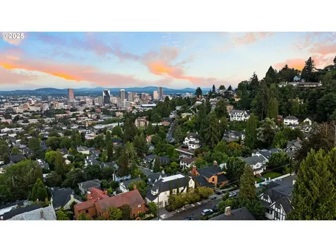 806 NW Albemarle Terrace Portland OR 97210