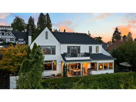 806 NW Albemarle Terrace Portland OR 97210