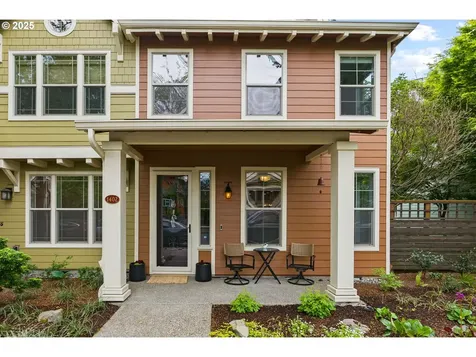 1402 SE Umatilla Street Portland OR 97202