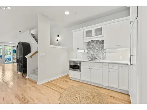 1402 SE Umatilla Street Portland OR 97202