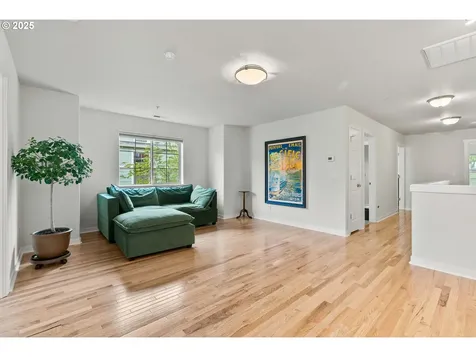 1402 SE Umatilla Street Portland OR 97202