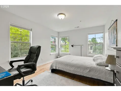 1402 SE Umatilla Street Portland OR 97202