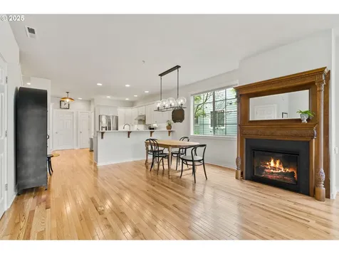 1402 SE Umatilla Street Portland OR 97202