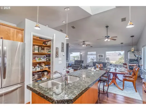 151 NW 73rd Court Newport OR 97365