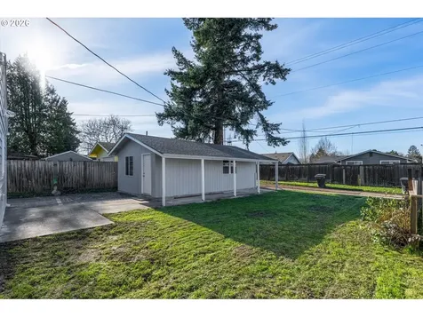 447 22nd Avenue Longview WA 98632
