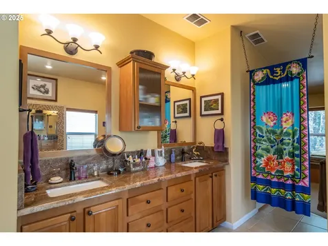 22638 Tiller Trail Highway Days Creek OR 97429