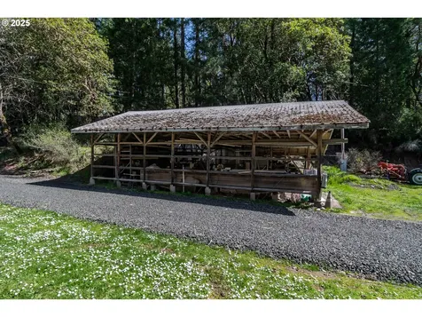 22638 Tiller Trail Highway Days Creek OR 97429
