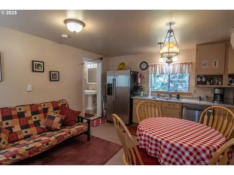 22638 Tiller Trail Highway Days Creek OR 97429