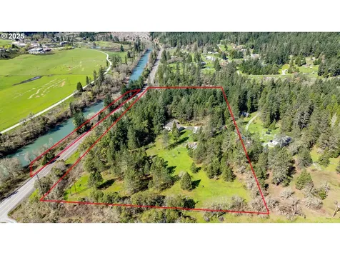 22638 Tiller Trail Highway Days Creek OR 97429