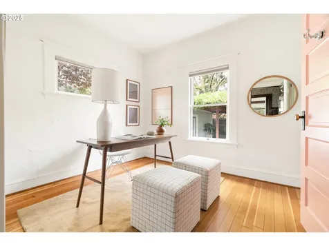 5037 NE 16th Avenue Portland OR 97211