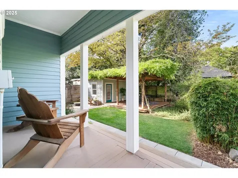 5037 NE 16th Avenue Portland OR 97211