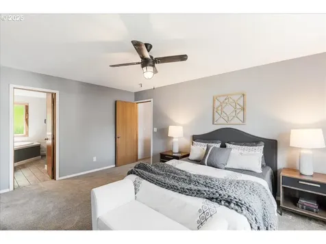 110 W Lauren Court Newberg OR 97132