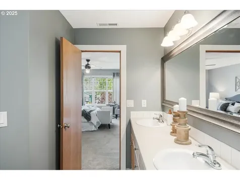 110 W Lauren Court Newberg OR 97132
