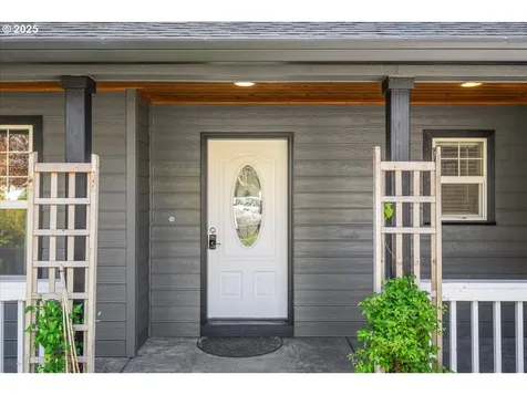 110 W Lauren Court Newberg OR 97132