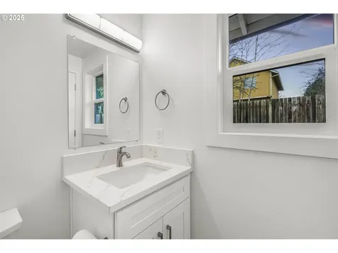 394 NW 180th Avenue Beaverton OR 97006