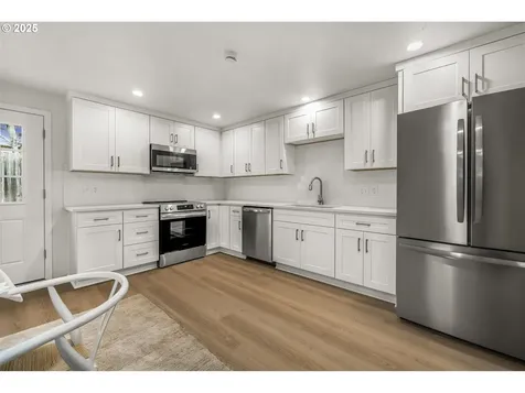 394 NW 180th Avenue Beaverton OR 97006