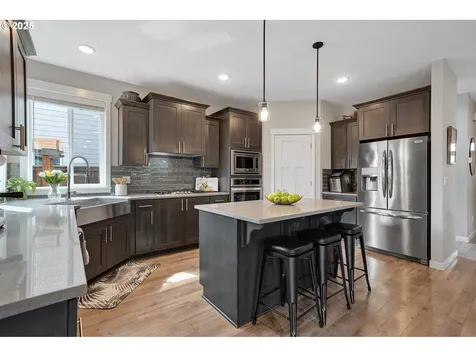 2151 SE 10th Place Canby OR 97013