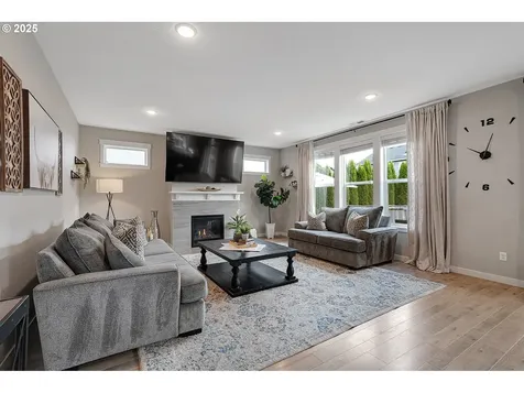 2151 SE 10th Place Canby OR 97013