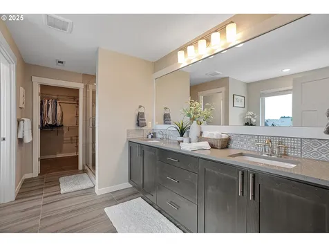 2151 SE 10th Place Canby OR 97013