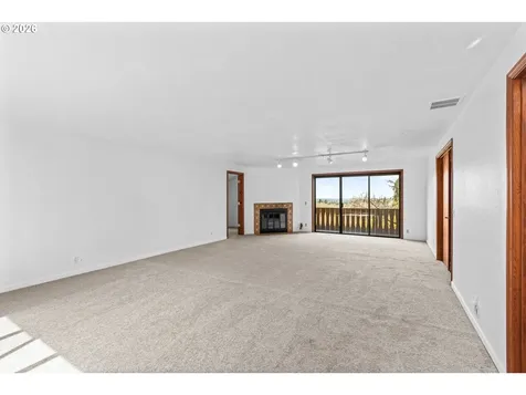350 Loma Linda Lane Eugene OR 97405