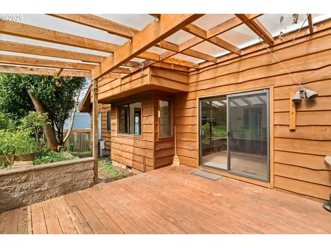 350 Loma Linda Lane Eugene OR 97405