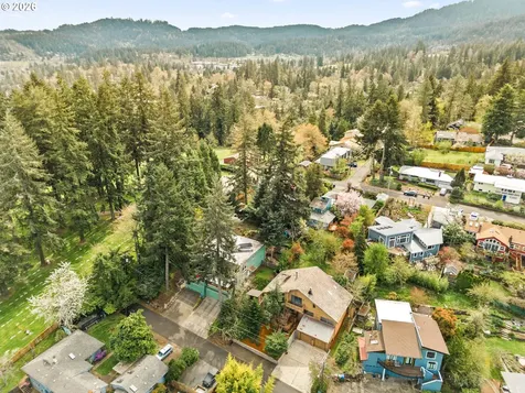 350 Loma Linda Lane Eugene OR 97405