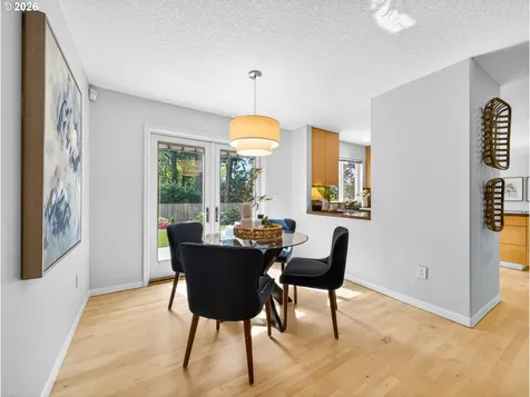8940 SW Washington Drive Portland OR 97223