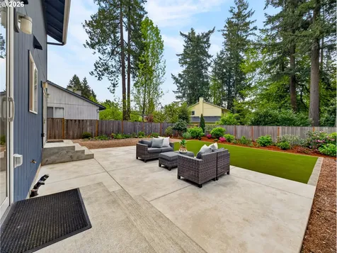 8940 SW Washington Drive Portland OR 97223