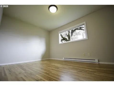 9145 NE Glisan Street Portland OR 97220