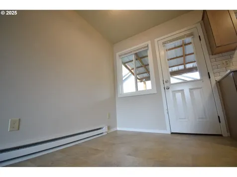 9145 NE Glisan Street Portland OR 97220