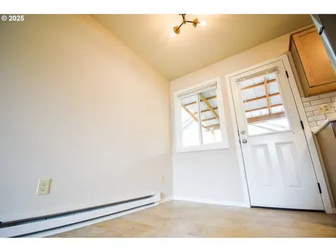 9145 NE Glisan Street Portland OR 97220