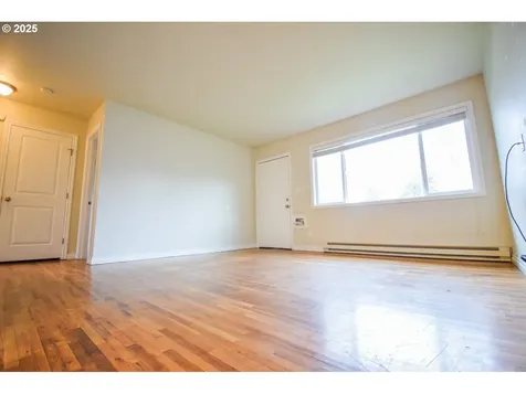 9145 NE Glisan Street Portland OR 97220