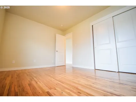 9145 NE Glisan Street Portland OR 97220