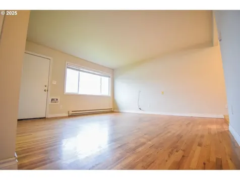 9145 NE Glisan Street Portland OR 97220