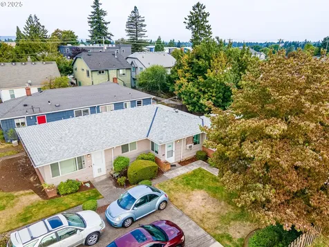 9145 NE Glisan Street Portland OR 97220