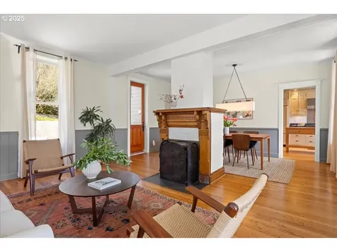 1509 S Carey Lane Portland OR 97219