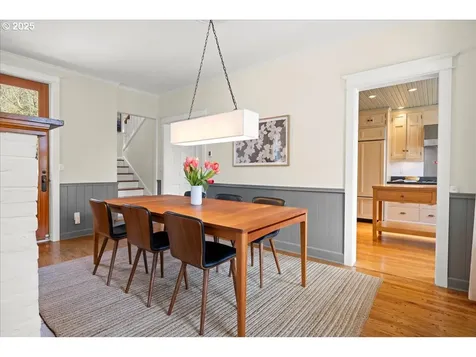 1509 S Carey Lane Portland OR 97219