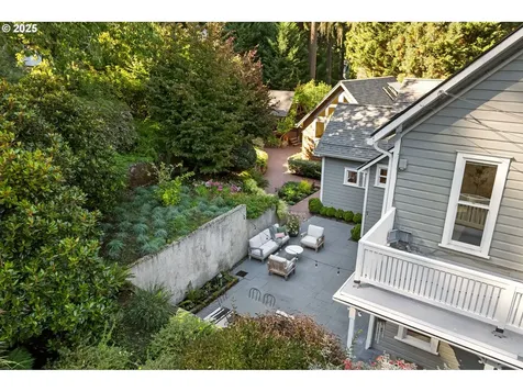 1509 S Carey Lane Portland OR 97219