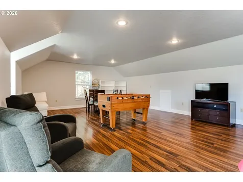 75990 Reservoir Road Cottage Grove OR 97424