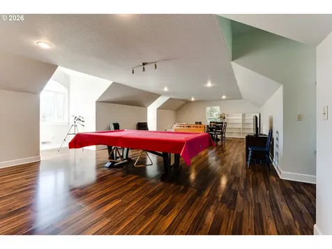 75990 Reservoir Road Cottage Grove OR 97424