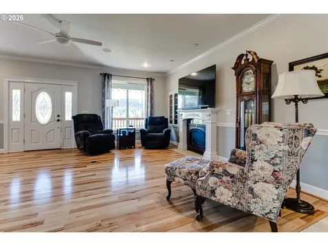 75990 Reservoir Road Cottage Grove OR 97424