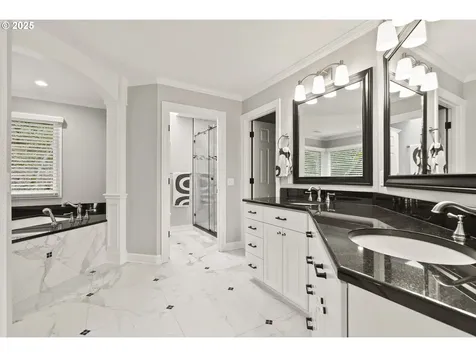 2944 Vale Court Lake Oswego OR 97034