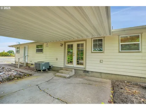17481 S Eaden Road Oregon City OR 97045