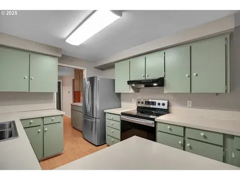 17481 S Eaden Road Oregon City OR 97045