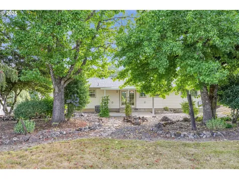 17481 S Eaden Road Oregon City OR 97045